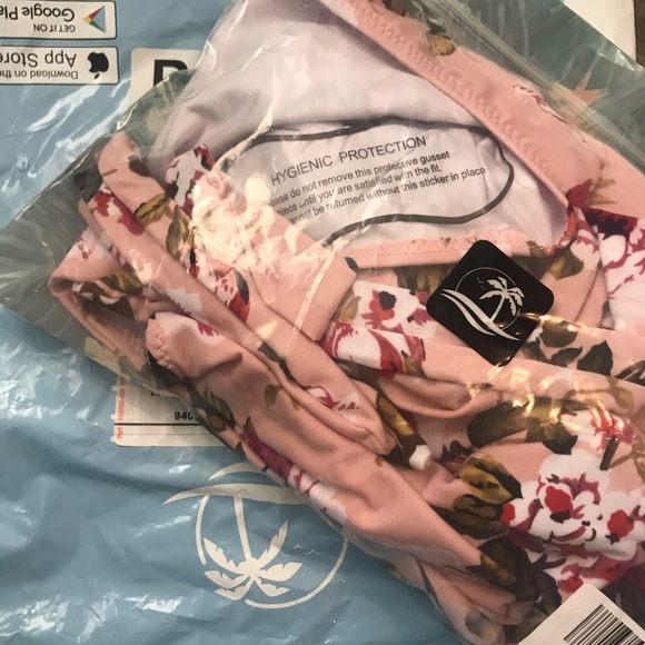 Cupshe NWT size M One Piece Swimsuit - Picture 8 of 8